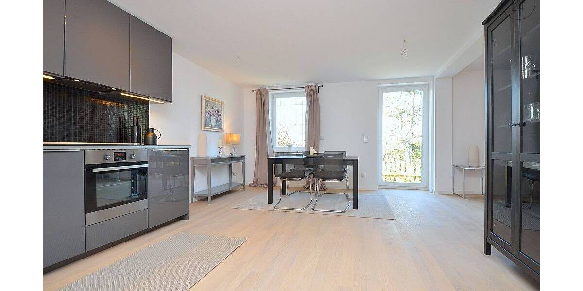 Etagenwohnung Stuttgart Süd - 2 Zimmer, 76 m&sup2;, 1.590&euro; | Angebot:25916212