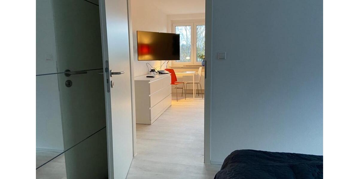 Dachgeschoßwohnung Sindelfingen Sindelfingen (Stadt) - 2 Zimmer, 50 m&sup2;, 1.200&euro; | Angebot:25381272