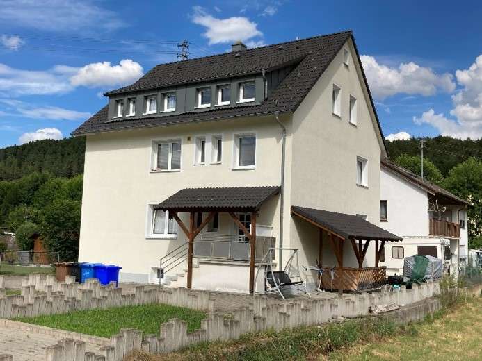 Etagenwohnung Burladingen - 3 Zimmer, 79 m&sup2;, 690&euro; | Angebot:26996097