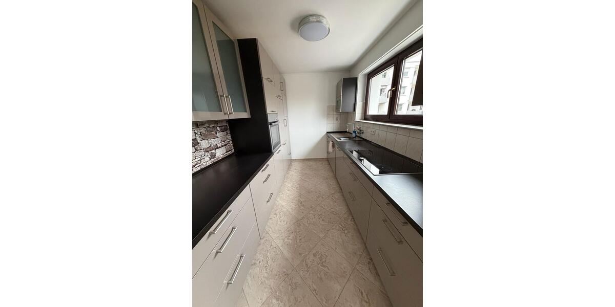 Etagenwohnung Sindelfingen Sindelfingen (Stadt) - 4.5 Zimmer, 104 m&sup2;, 1.700&euro; | Angebot:26024462