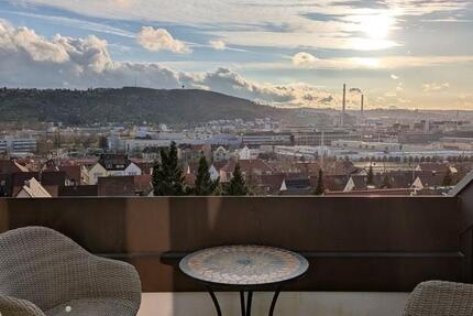 Wohnung Stuttgart Luginsland - 4.5 Zimmer, 129 m&sup2;, 1.800&euro; | Angebot:25539472