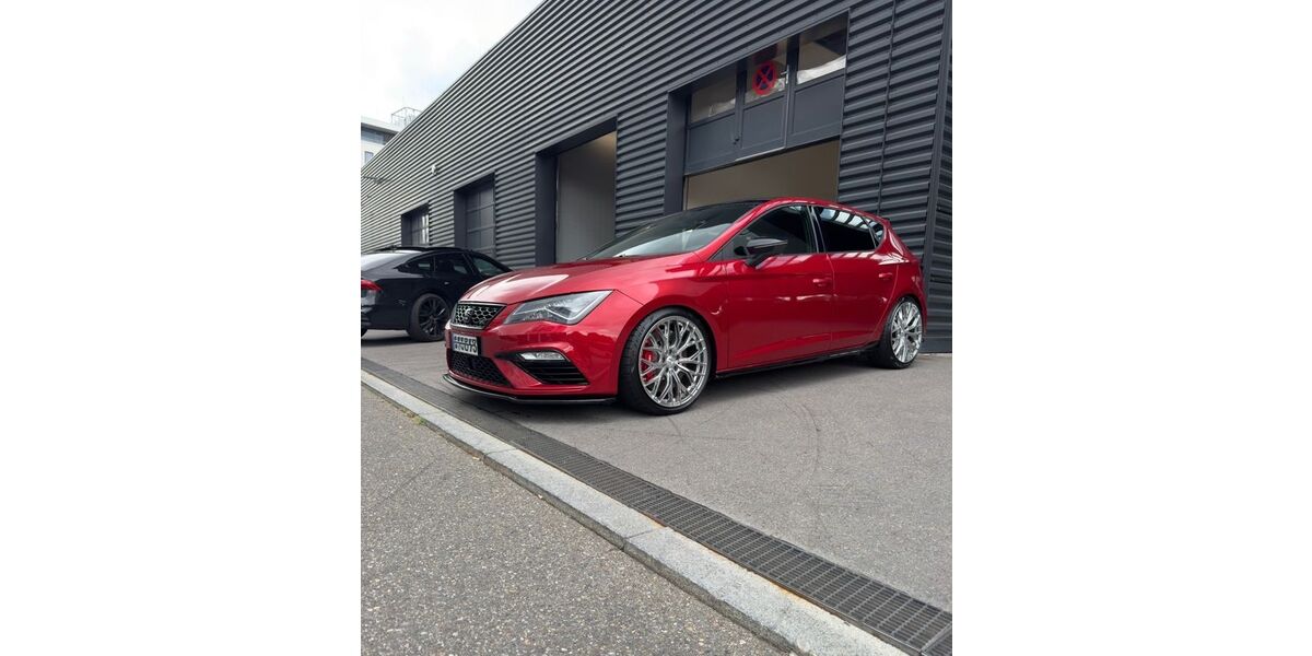 Seat Leon 90.000 km 26.500 &euro; Stuttgart 70437