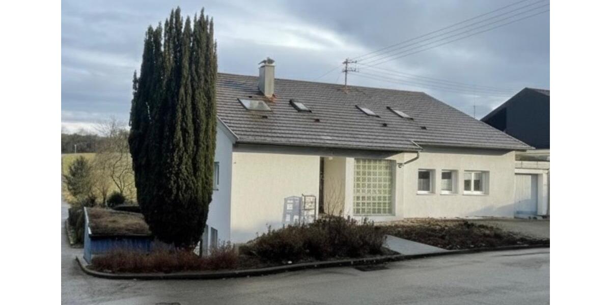 Dachgeschoßwohnung Ammerbuch - 3 Zimmer, 85 m&sup2;, 1.050&euro; | Angebot:25264212