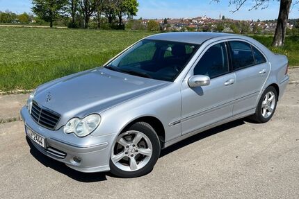 Mercedes-Benz C 200 132.000 km 5.500 &euro; Stuttgart 70597