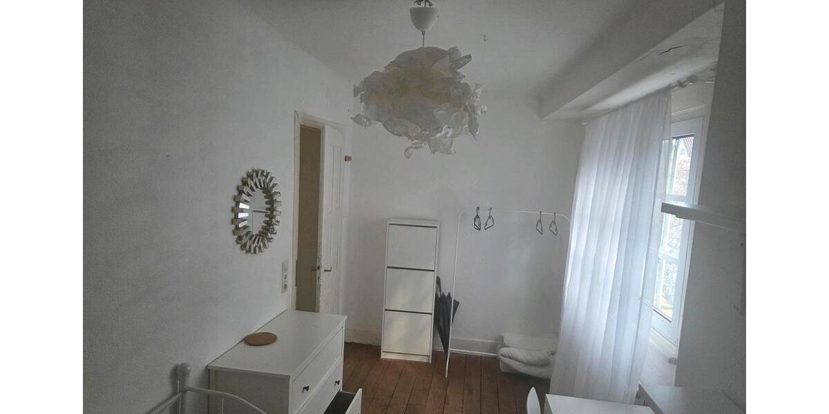 Etagenwohnung Tübingen - 1 Zimmer, 10 m&sup2;, 450&euro; | Angebot:26040711