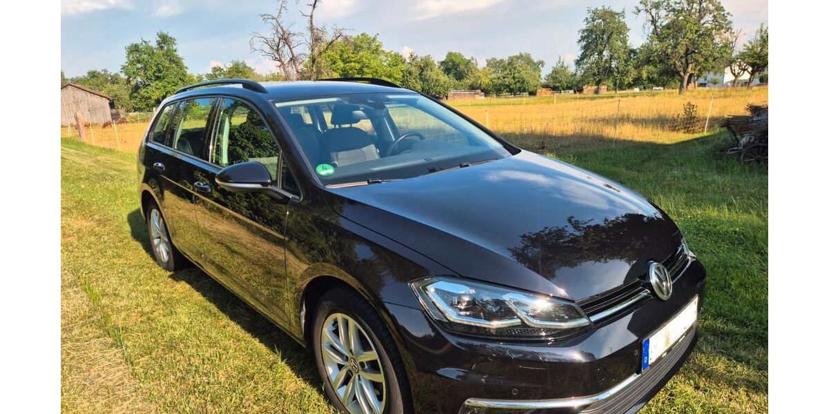 VW Golf 99.500 km 19.100 &euro; Leinfelden-Echterdingen 70771