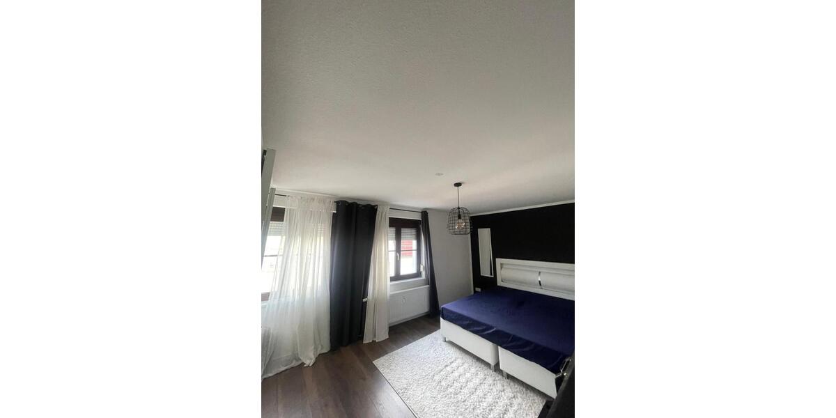 Etagenwohnung Böblingen - 2 Zimmer, 55 m&sup2;, 1.100&euro; | Angebot:24859614
