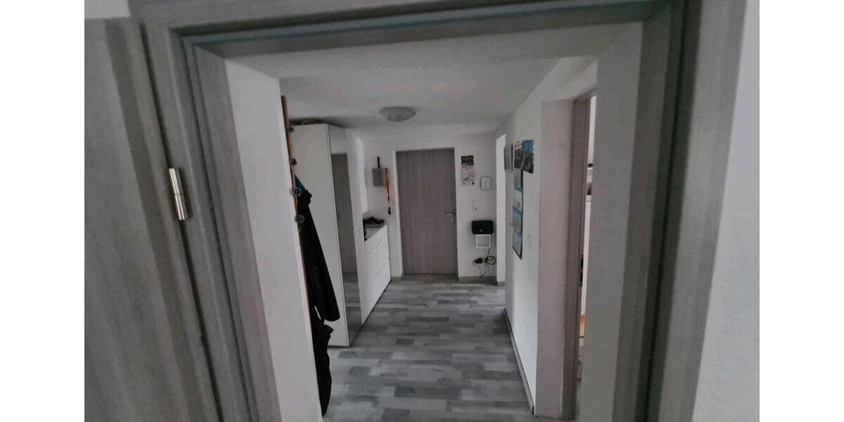 Etagenwohnung Burladingen - 4 Zimmer, 92 m&sup2;, 750&euro; | Angebot:26339920