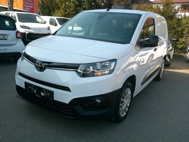 Toyota Proace City 94.000 km 12.960 &euro; Sindelfingen 71065