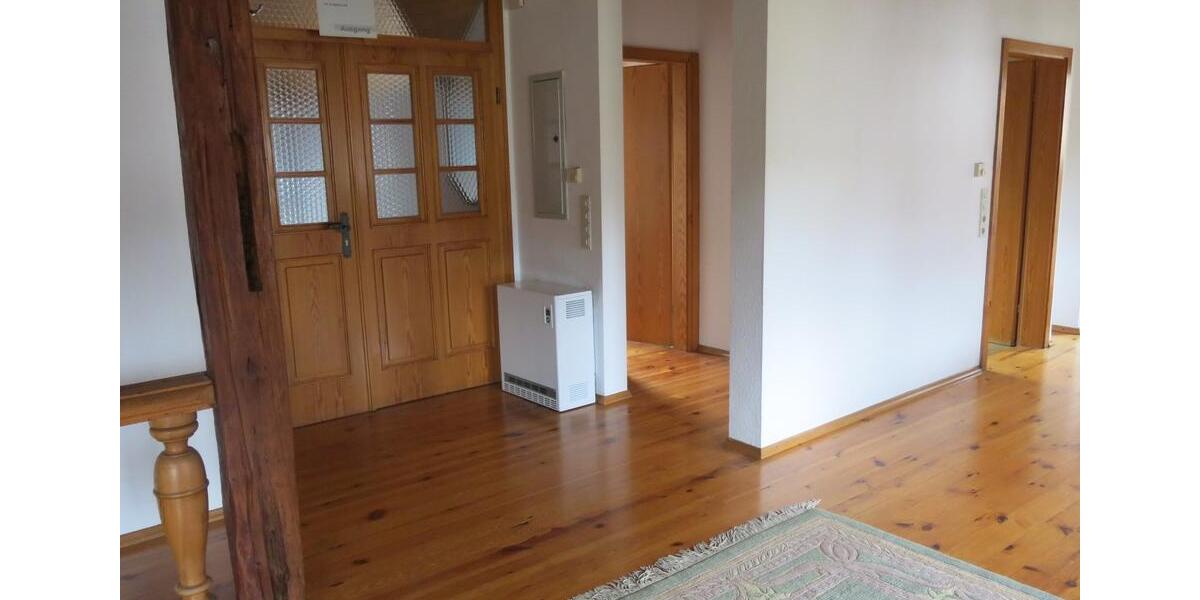 Dachgeschoßwohnung Wildberg - 3 Zimmer, 91 m&sup2;, 908&euro; | Angebot:24701527