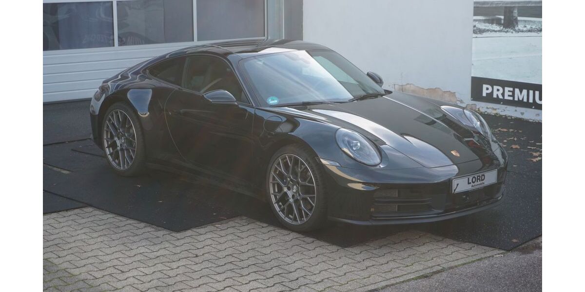 Porsche 992 5.998 km 134.790 &euro; Stuttgart 70499
