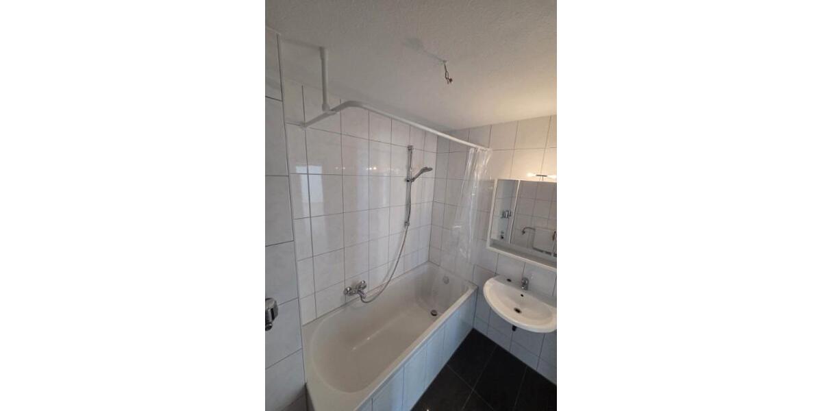 Etagenwohnung Mössingen - 2.5 Zimmer, 63 m&sup2;, 850&euro; | Angebot:25376644