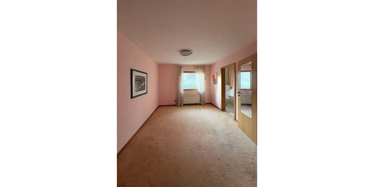 Einfamilienhaus Herrenberg - 8 Zimmer, 216 m&sup2;, 985.000&euro; | Angebot:25748797