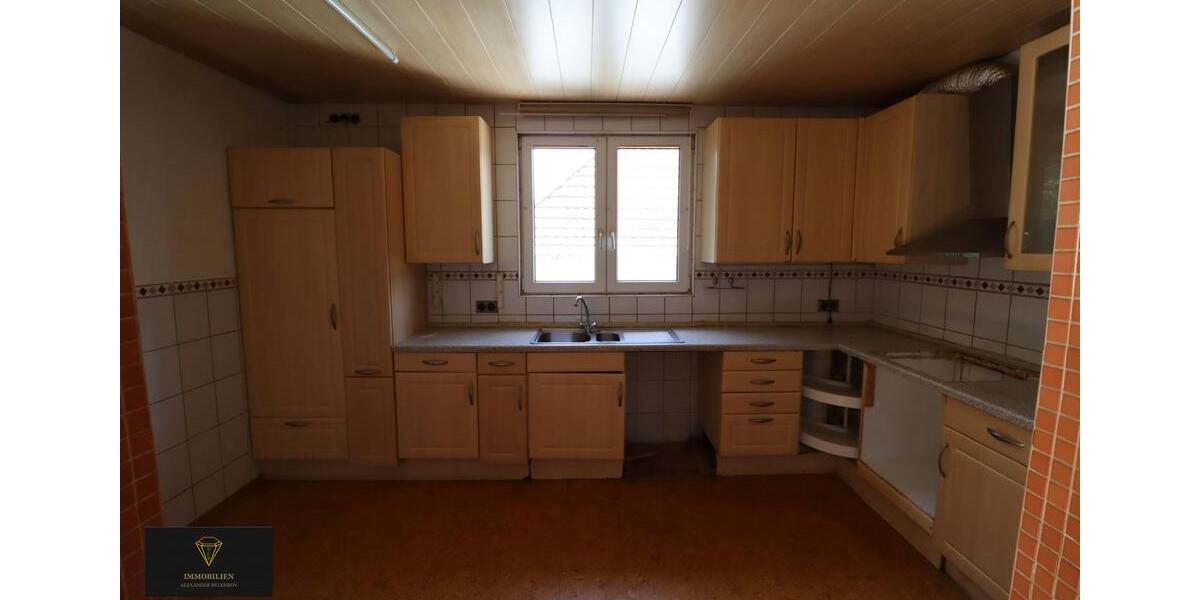 Dachgeschoßwohnung Lichtenstein - 4 Zimmer, 112 m&sup2;, 115.000&euro; | Angebot:26757850