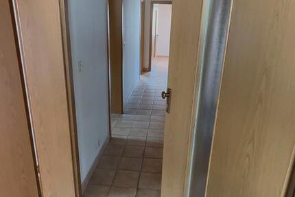 Wohnung Nufringen - 3.5 Zimmer, 102 m&sup2;, 1.350&euro; | Angebot:25928788