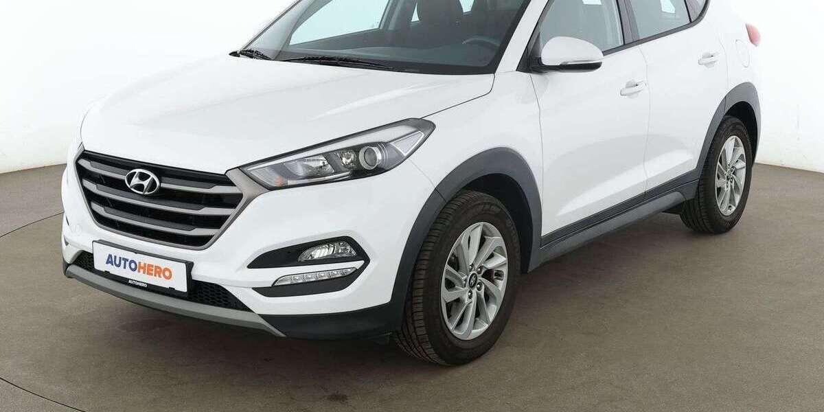 Hyundai TUCSON 59.045 km 15.590 &euro; Stuttgart 70195