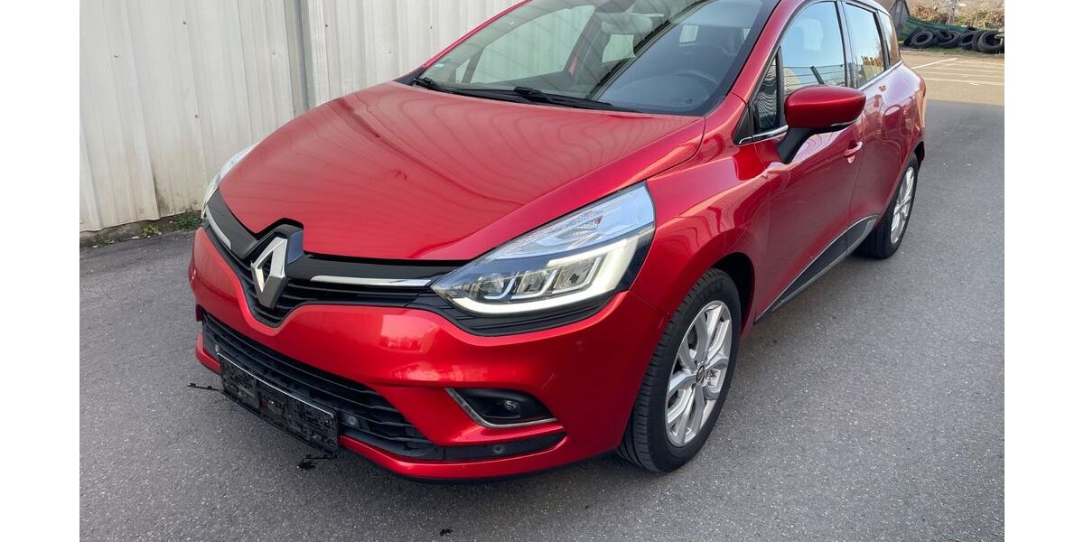 Renault Clio 142.000 km 8.490 &euro; Böblingen 71034