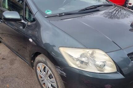 Toyota Auris 270.000 km 1.250 &euro; Tübingen 72074