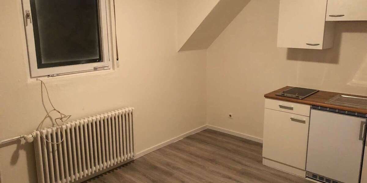 Etagenwohnung Reutlingen - 1 Zimmer, 18 m&sup2;, 350&euro; | Angebot:26013356