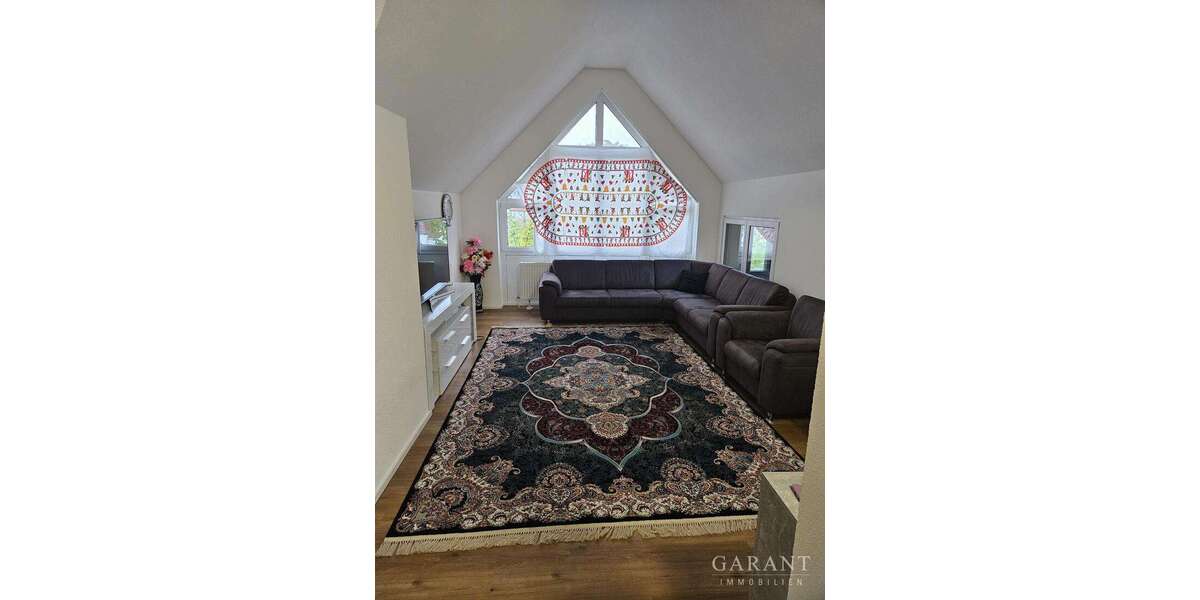 Etagenwohnung Pfullingen - 4 Zimmer, 125 m&sup2;, 330.000&euro; | Angebot:24276160