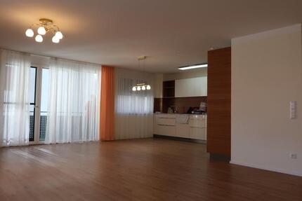 Wohnung Herrenberg - 3.5 Zimmer, 101 m&sup2;, 578.000&euro; | Angebot:26447796