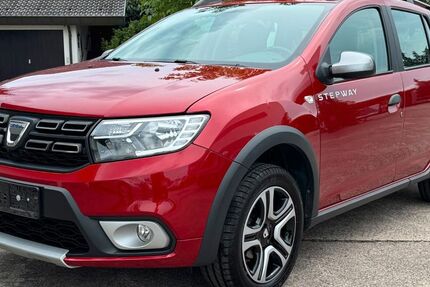 Dacia Logan 132.200 km 7.490 &euro; Holzgerlingen 71088