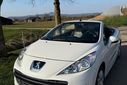 Peugeot 207 121.400 km 6.200 &euro; Metzingen 72555