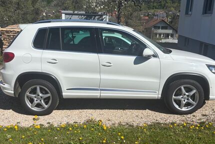 VW Tiguan 174.000 km 10.000 &euro; Rottenburg 72108