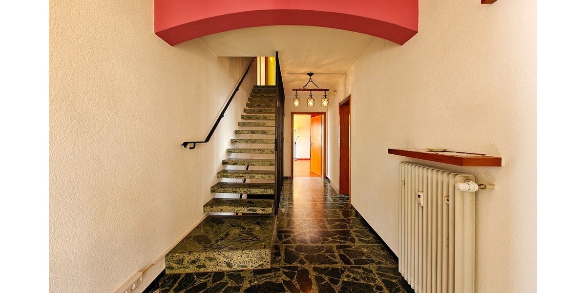 5-Zimmer Wohnung in Pliezhausen inkl. Balkon, Garten und Garage - 5- Pliezhausen | Angebot:25391039