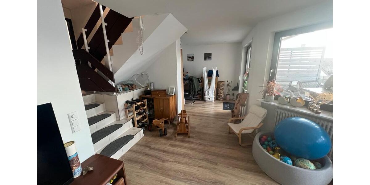Etagenwohnung Ehningen - 3.5 Zimmer, 95 m&sup2;, 405.000&euro; | Angebot:25104273