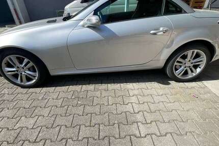 Mercedes-Benz SLK 350 57.200 km 17.800 &euro; Stuttgart, Landeshauptstadt 70378