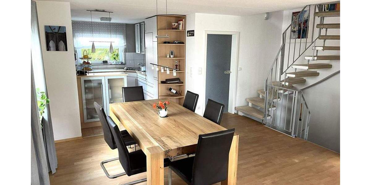 Reihenendhaus Stuttgart-Weilimdorf (Wolfbusch) Wolfbusch - 4 Zimmer, 146 m&sup2;, 760.000&euro; | Angebot:25659248
