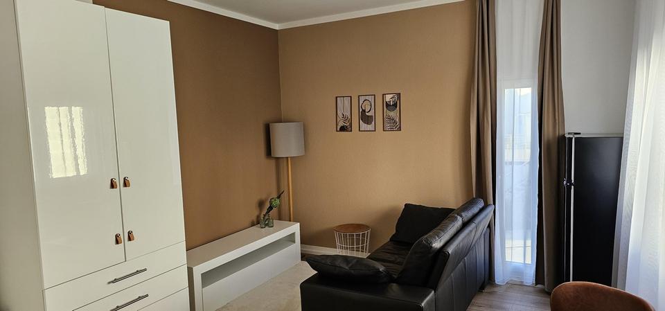 Dachgeschoßwohnung Großbettlingen - 1 Zimmer, 24 m&sup2;, 600&euro; | Angebot:25933767