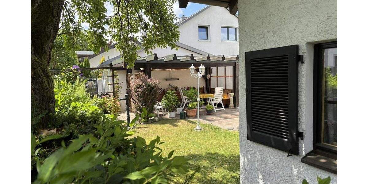 Einfamilienhaus Böblingen - 6 Zimmer, 196 m&sup2;, 895.000&euro; | Angebot:25733305