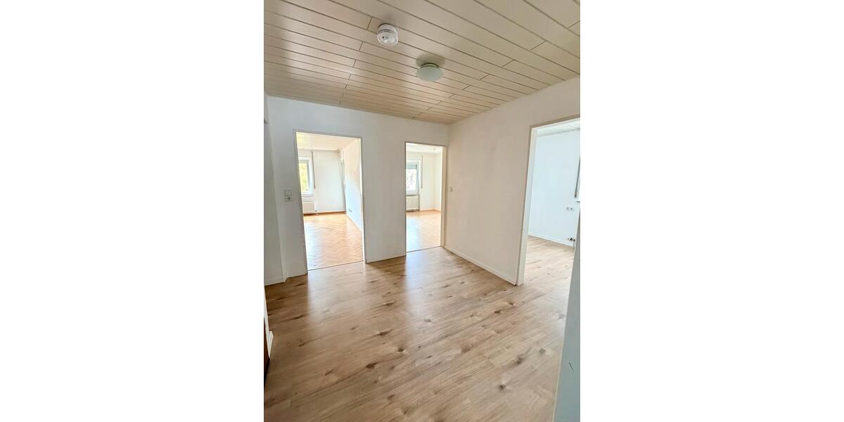 Etagenwohnung Metzingen - 2.5 Zimmer, 63 m&sup2;, 229.000&euro; | Angebot:27261704