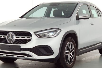 Mercedes-Benz GLA 180 35.000 km 35.900 &euro; Metzingen 72555