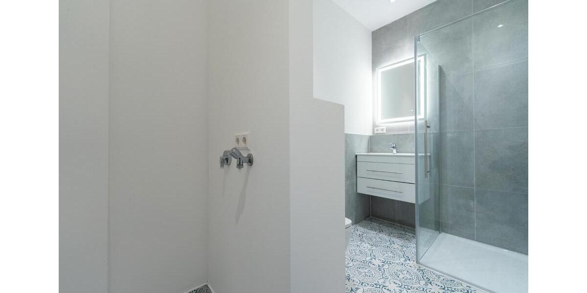 Erdgeschoßwohnung Stuttgart Stuttgart-Süd - 5 Zimmer, 131 m&sup2;, 2.400&euro; | Angebot:26380275