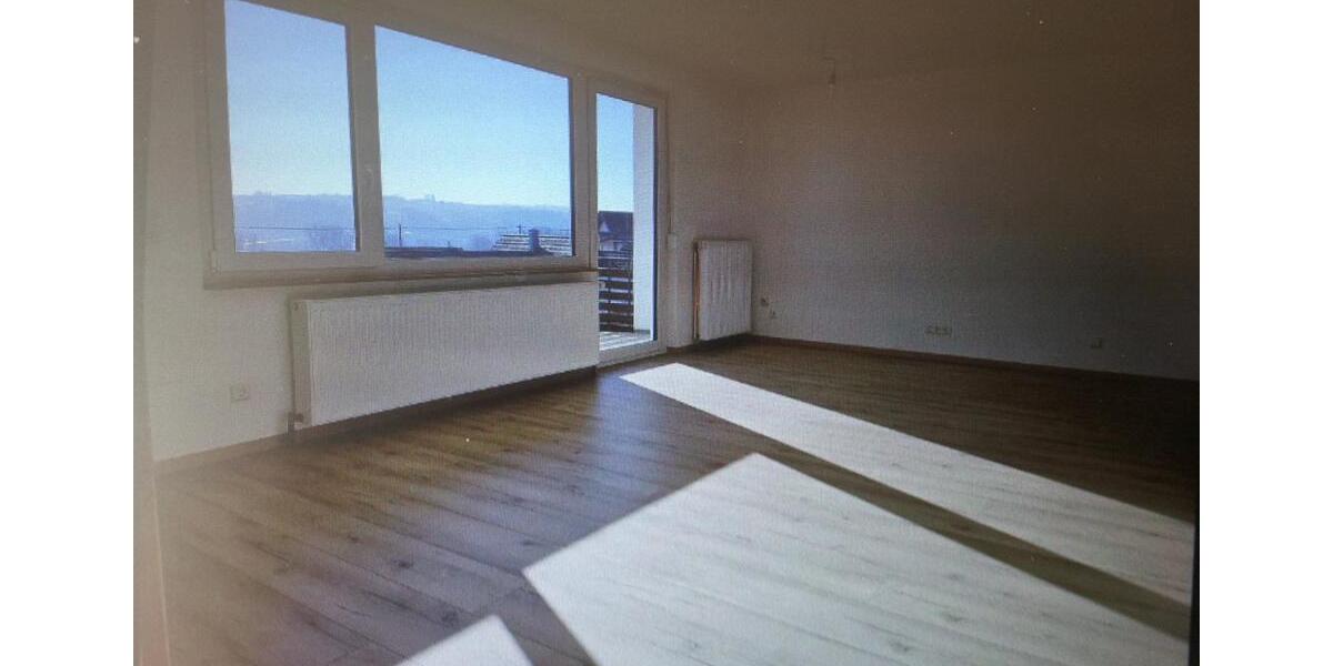 Erdgeschoßwohnung Unterensingen - 4 Zimmer, 100 m&sup2;, 1.300&euro; | Angebot:25915801