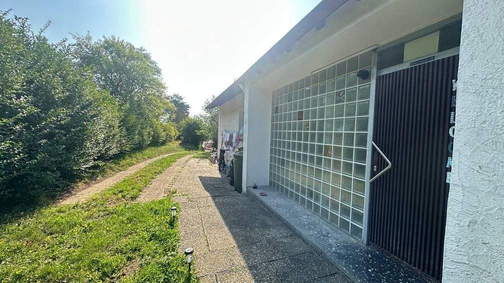 Mehrfamilienhaus, Wohnhaus Ostelsheim - 9 Zimmer, 210 m&sup2;, 649.000&euro; | Angebot:25737007