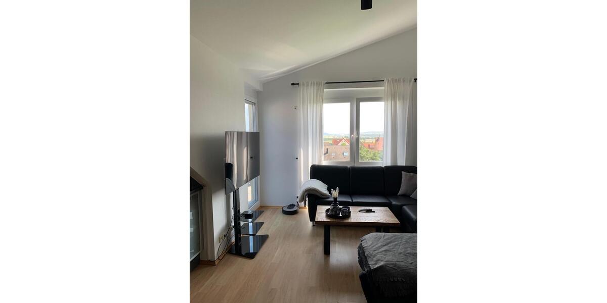 Dachgeschoßwohnung Herrenberg - 3.5 Zimmer, 70 m&sup2;, 419.000&euro; | Angebot:27494874