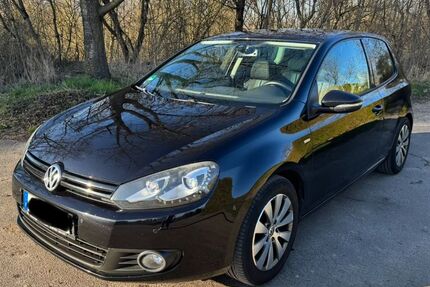 VW Golf 273.000 km 4.200 &euro; Stuttgart 70435