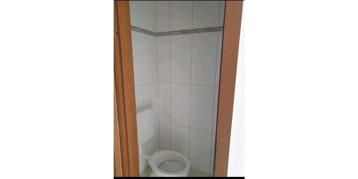 Etagenwohnung Eningen unter Achalm - 3 Zimmer, 74 m&sup2;, 260.000&euro; | Angebot:25080482