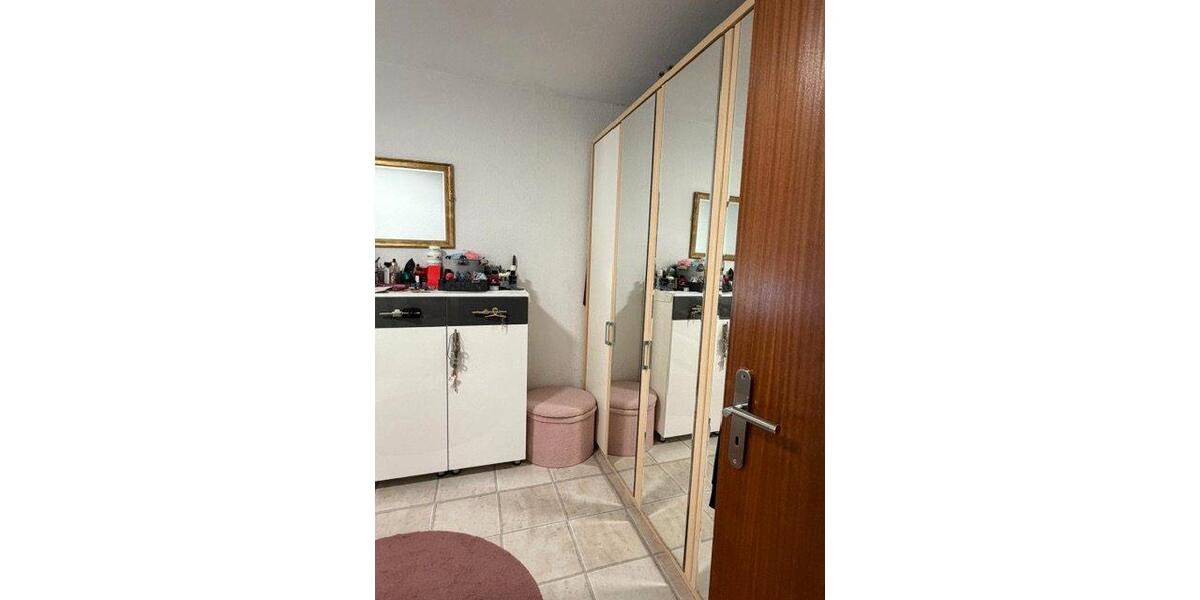 Etagenwohnung Nürtingen - 4.5 Zimmer, 95 m&sup2;, 349.000&euro; | Angebot:26614778
