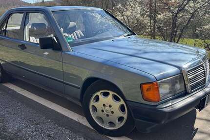 Mercedes-Benz 190 174.200 km 3.999 &euro; Holzgerlingen, Stadt 71088