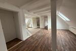 Dachgeschoßwohnung Lichtenstein - 4 Zimmer, 9 m&sup2;, 970&euro; | Angebot:26267575