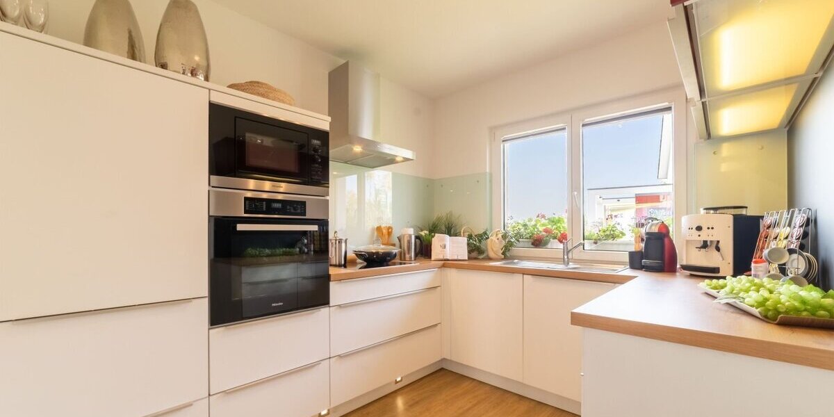 ❤️ Einmalige Gelegenheit in Holzgerlingen: Traumgrundstück mit DHH, Bauplatz & Keller! ?✨ - Doppelhaushälfte Holzgerlingen | Angebot:27452398