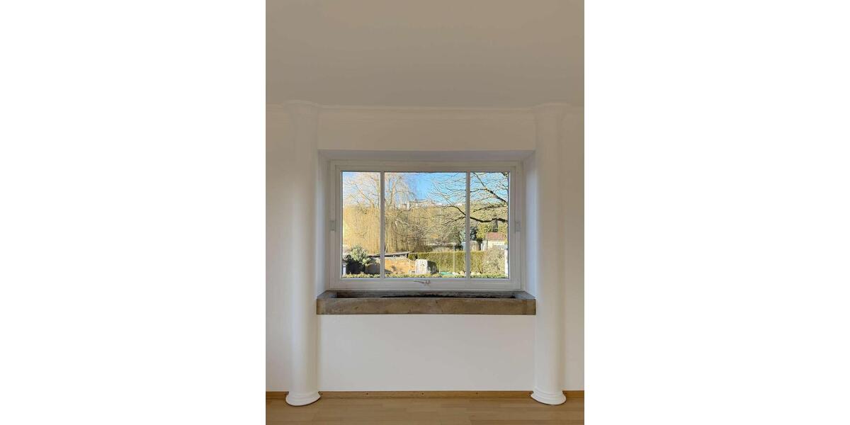 Einfamilienhaus Nürtingen - 5.5 Zimmer, 175 m&sup2;, 2.500&euro; | Angebot:24571134