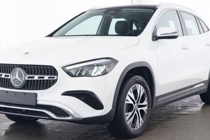 Mercedes-Benz GLA 200 8.700 km 35.900 &euro; Ehningen 71139