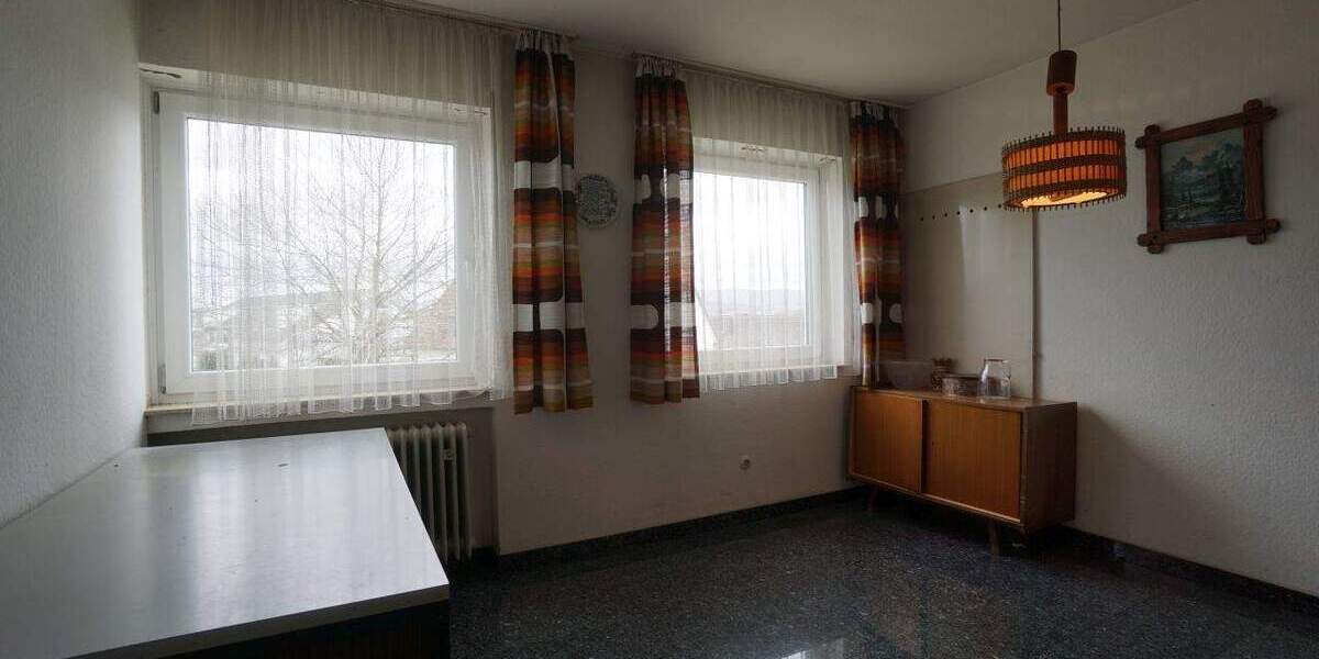 Einfamilienhaus Pliezhausen - 7 Zimmer, 196 m&sup2;, 690.000&euro; | Angebot:25697066