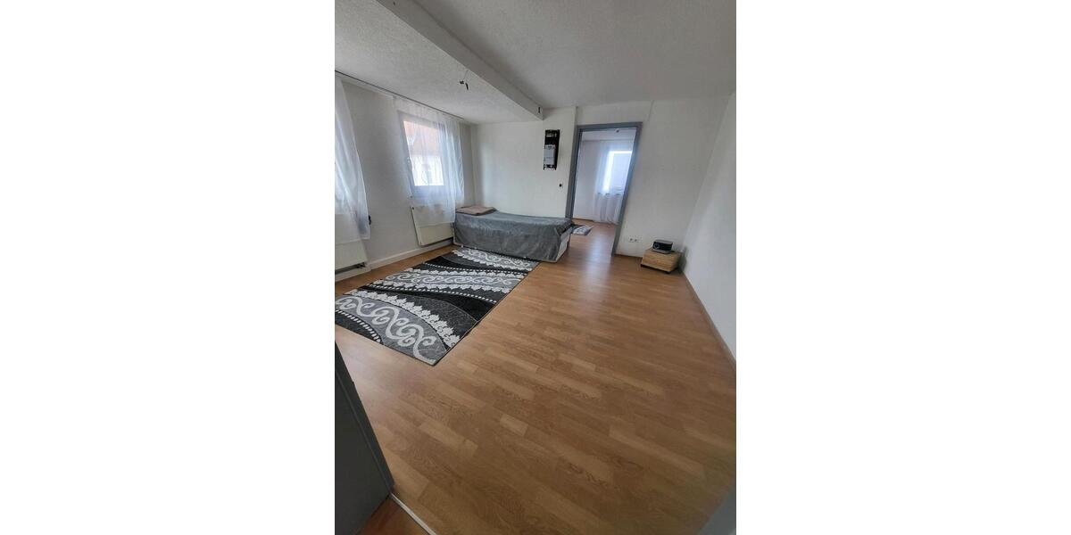Doppelhaushälfte Engstingen - 4 Zimmer, 125 m&sup2;, 1.200&euro; | Angebot:26019663